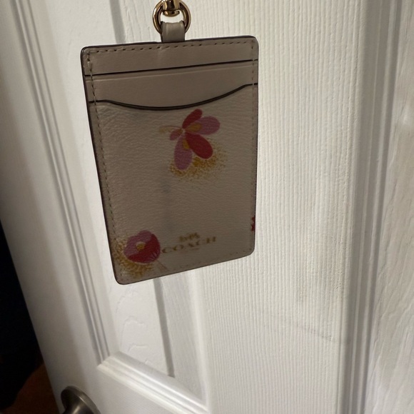 Coach Beige Leather ID Holder - Picture 4 of 4